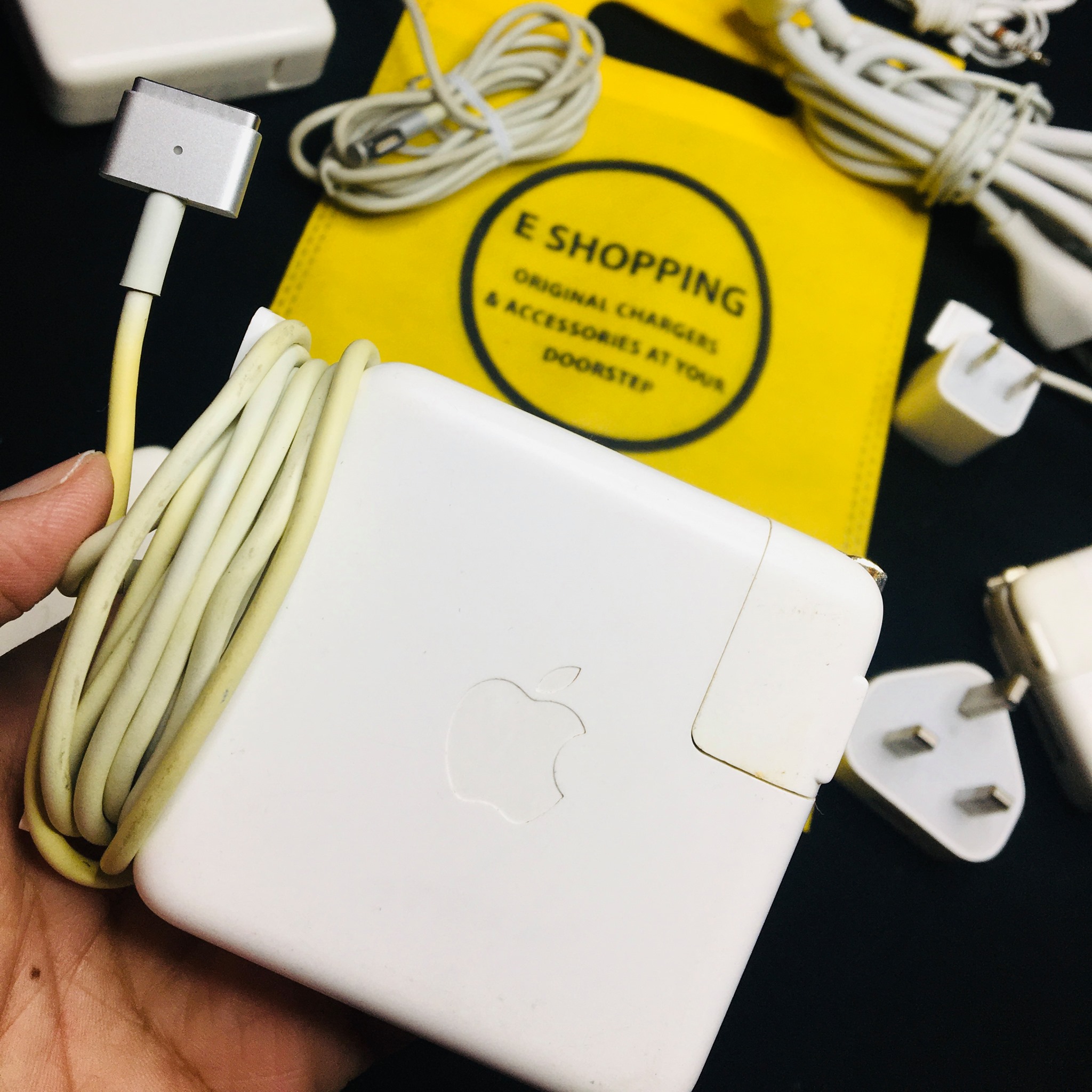 Apple Macbook Pro/Air Charger Used